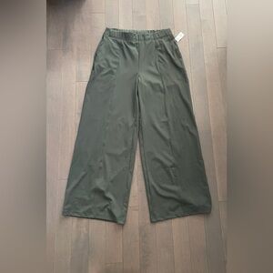 Old Navy Dark Green Wide-Leg Pants